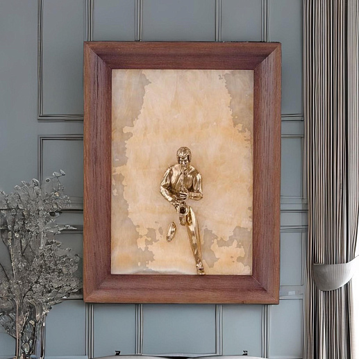 Бронзовая картина-панно "Саксофонист" на природном камне оникс